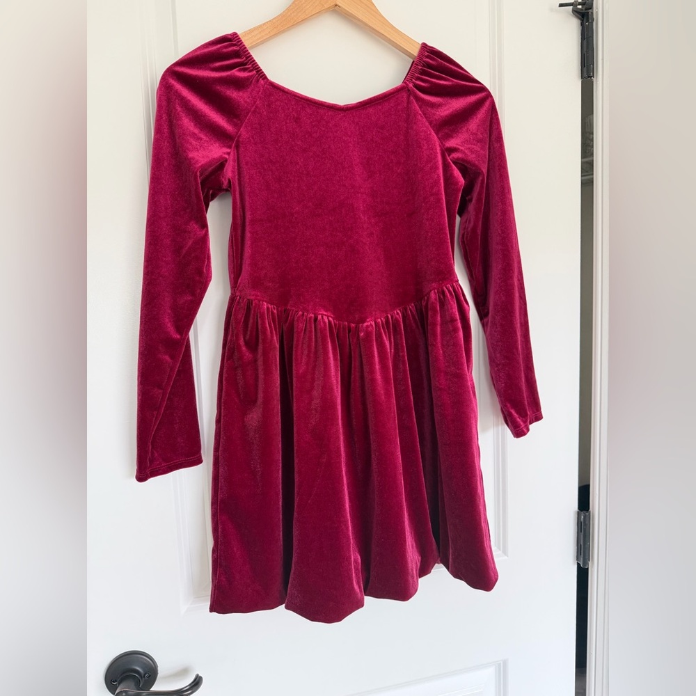 Excellent Condition. Size L (10/12) Cat & Jack Velvet Dress